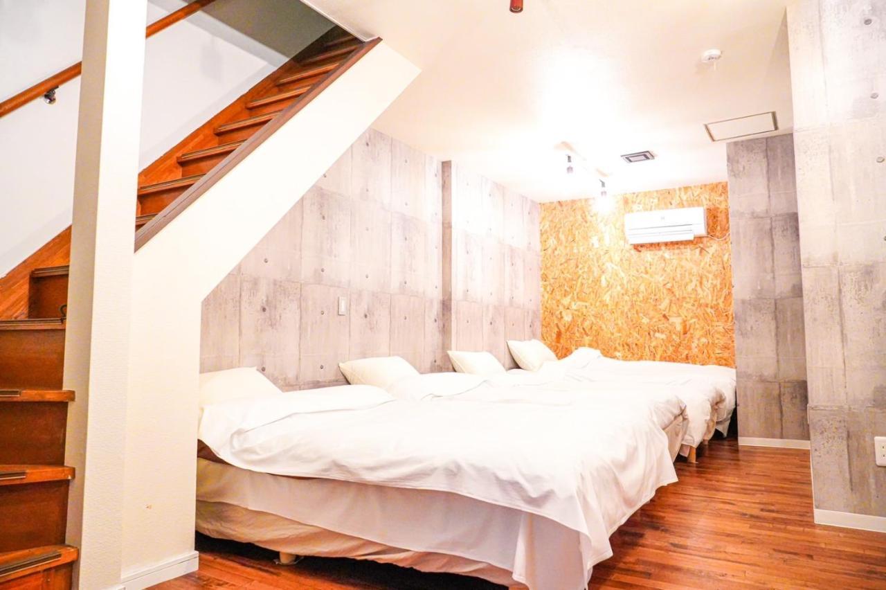 One Hostel Химедзи Экстерьер фото