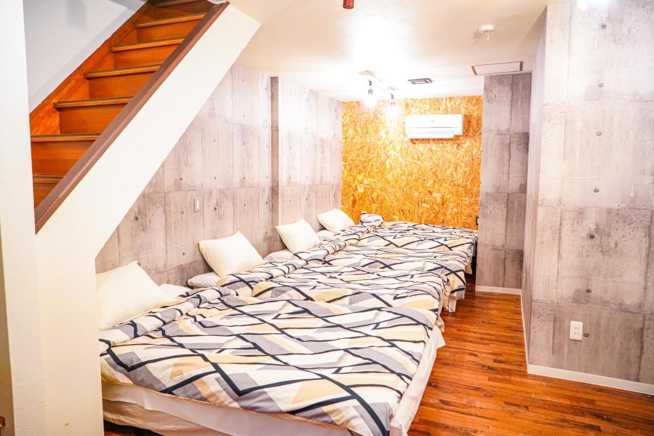 One Hostel Химедзи Экстерьер фото