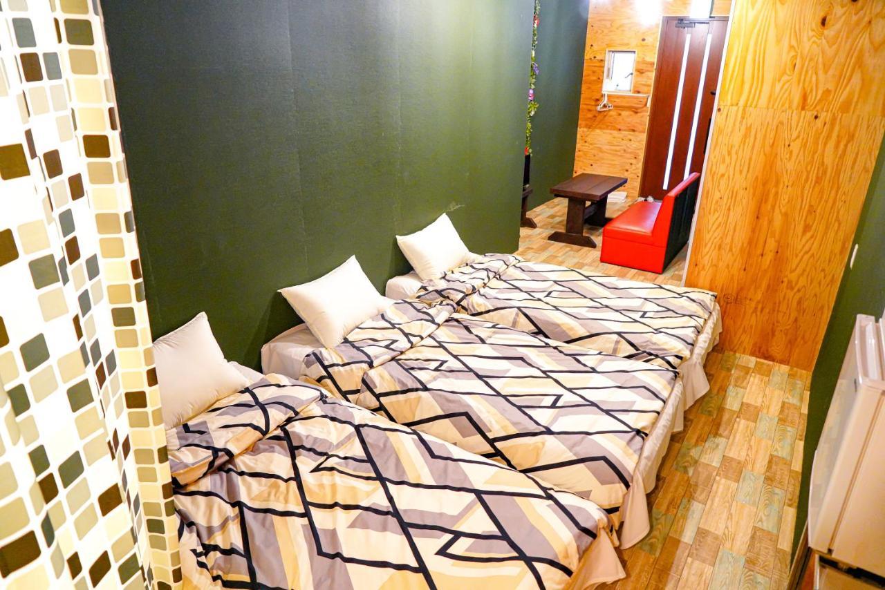 One Hostel Химедзи Экстерьер фото