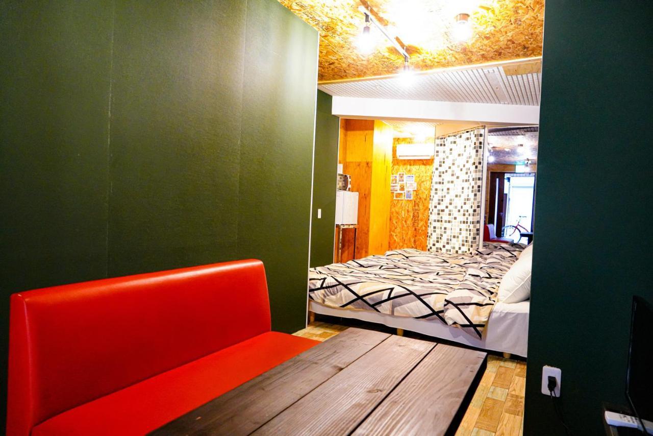 One Hostel Химедзи Экстерьер фото