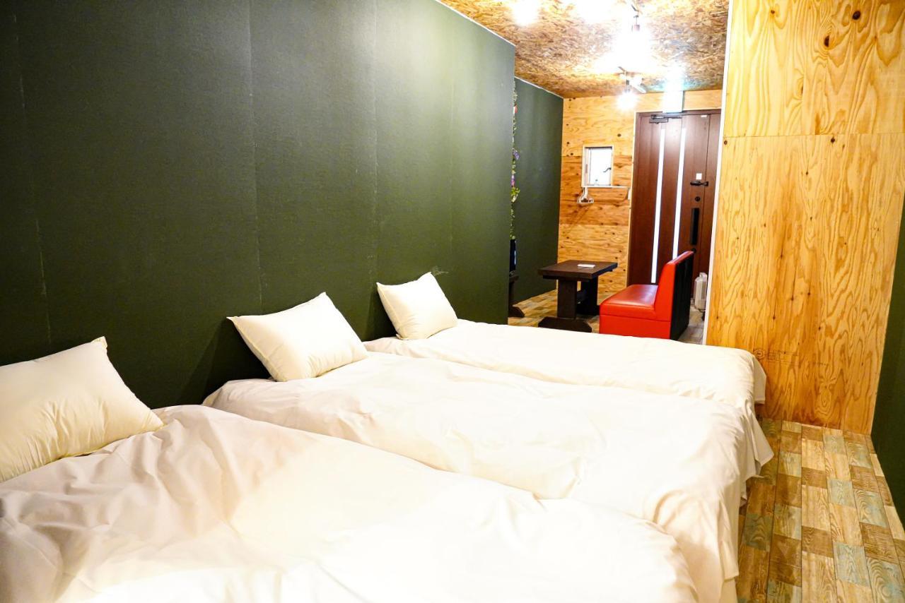 One Hostel Химедзи Экстерьер фото