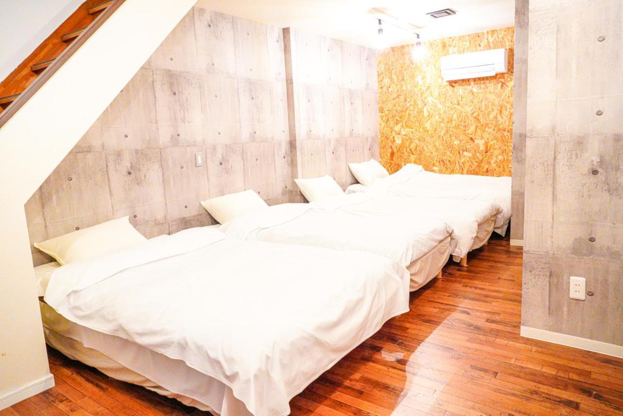 One Hostel Химедзи Экстерьер фото