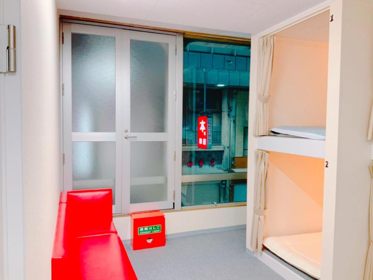 One Hostel Химедзи Экстерьер фото